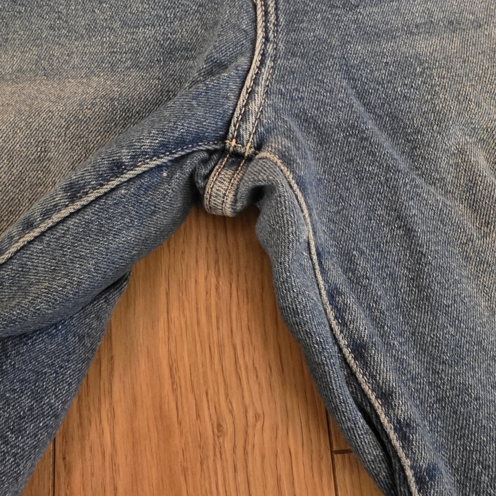 Forever 21 High Waisted Super Flare Jeans- 31 - Picture 4 of 12